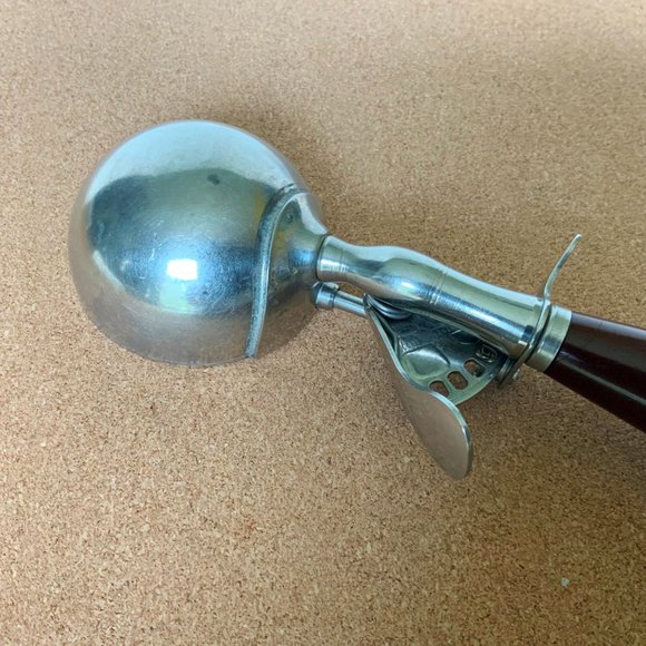 Vintage Shore Craft Ice Cream Scoop Stainless Bakelite Handle - Picture 9 of 16